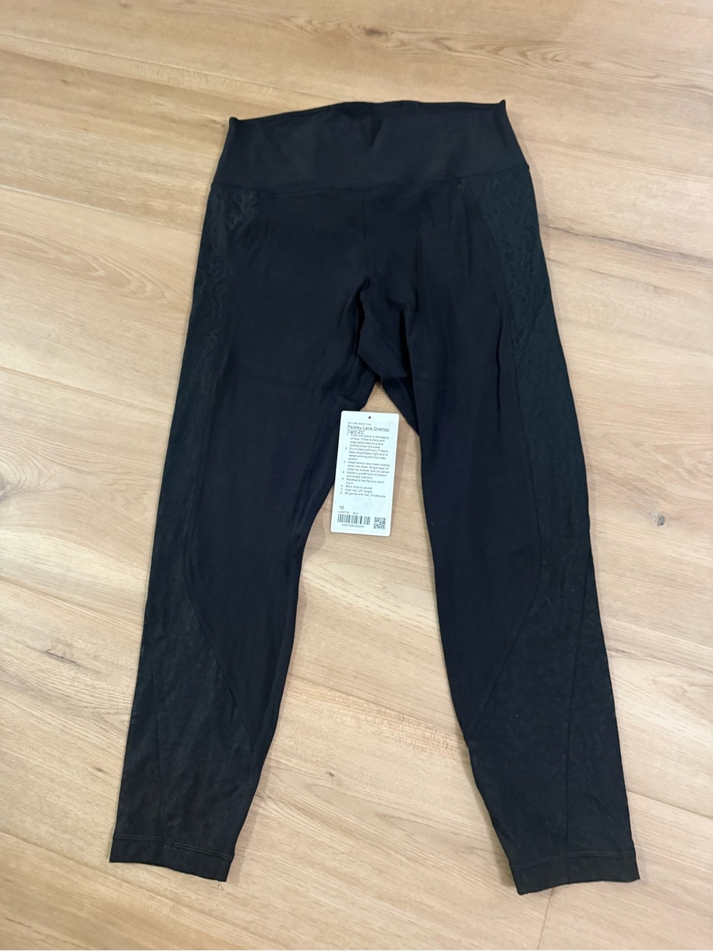 Lululemon Paisley Lace Overlay Tight